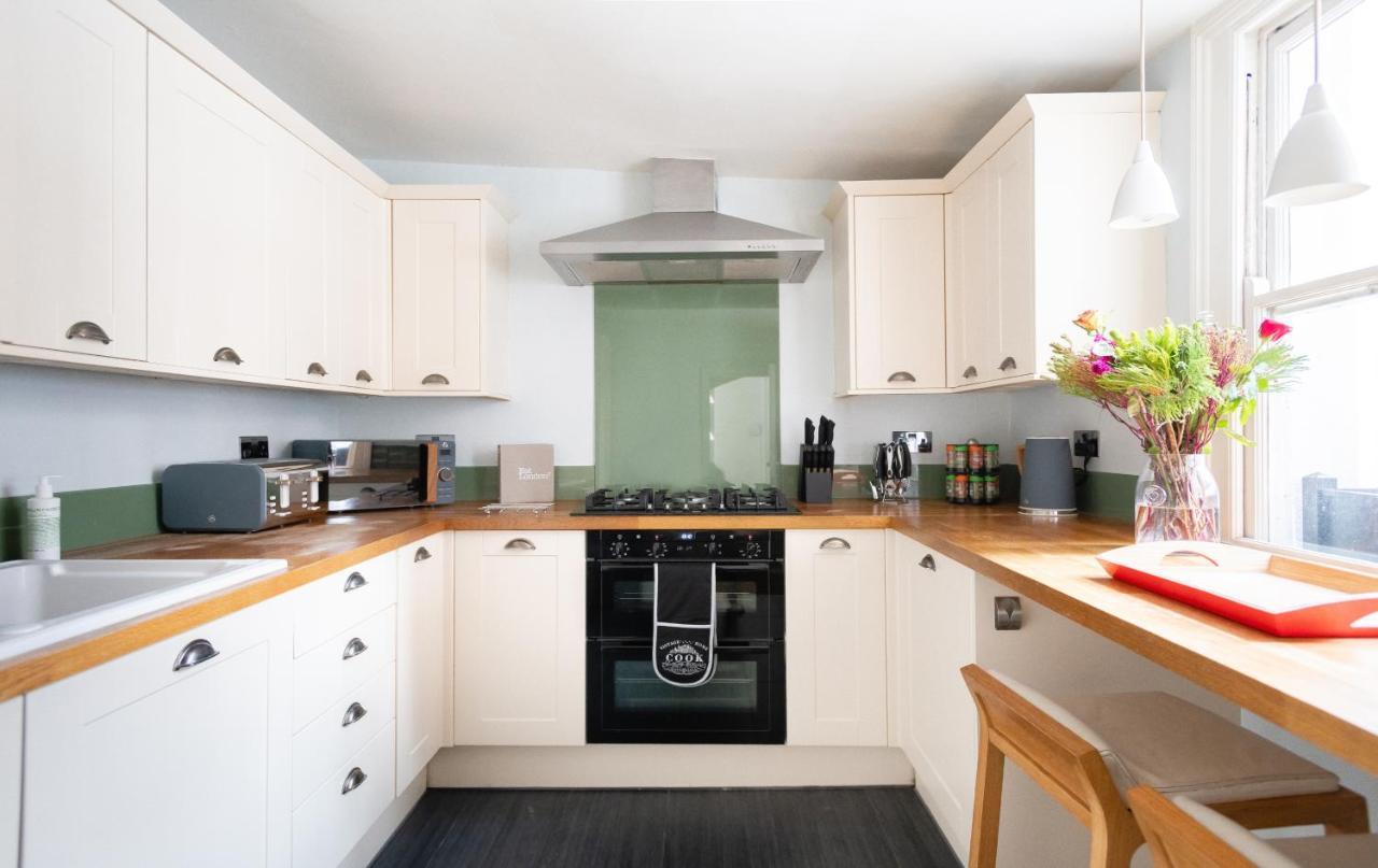 The Euston Square Escape - Modern And Central 4Bdr Home London Exterior photo
